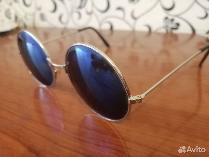 Солнцезащитные очки