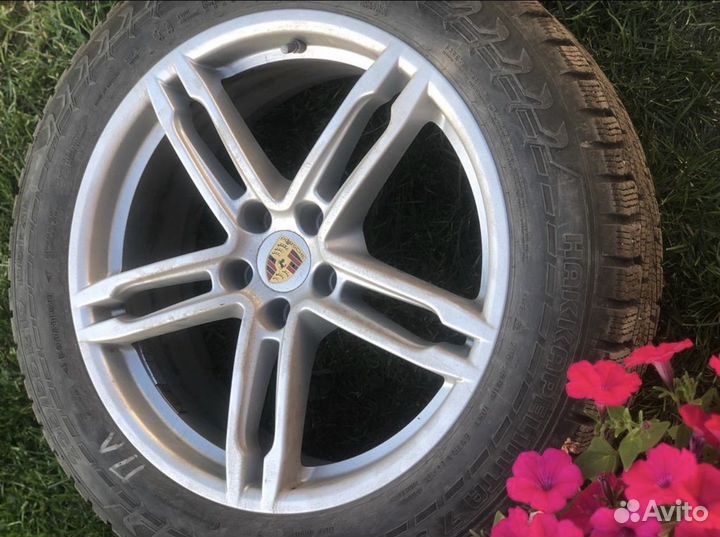Оригинальные колеса porsche macan r19 (зима)