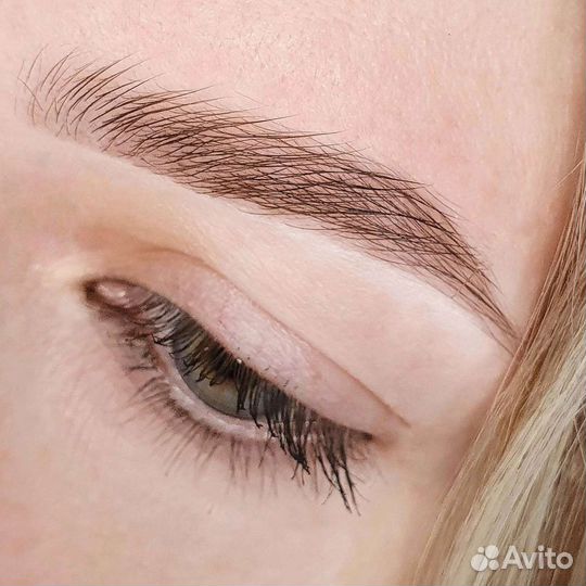 Окрашивание и моделирование бровей