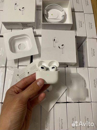AirPods