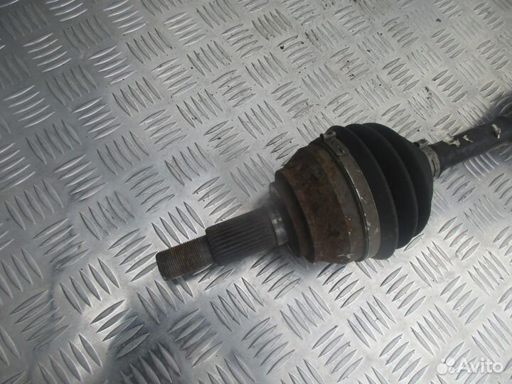 Полуось передняя Фольксваген Туарег 3.0d