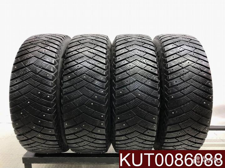Goodyear UltraGrip Ice Arctic SUV 225/65 R17 99R