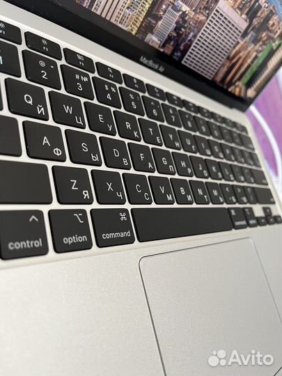 Apple macbook air 13 m1