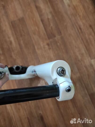 Вилка для велосипеда 26 marzocchi dj2