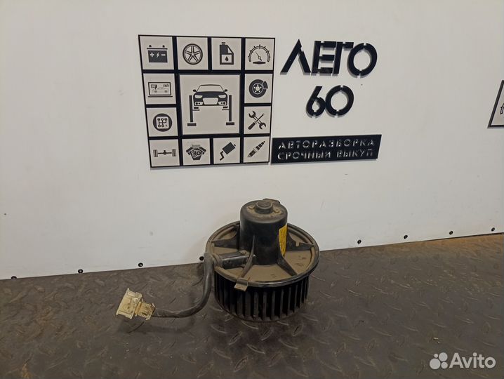 Моторчик отопителя для VW Transporter T4