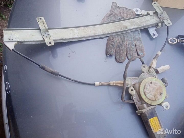 Стеклоподъёмник передний правый Hyundai Elantra