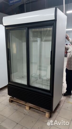 Холодильный шкаф