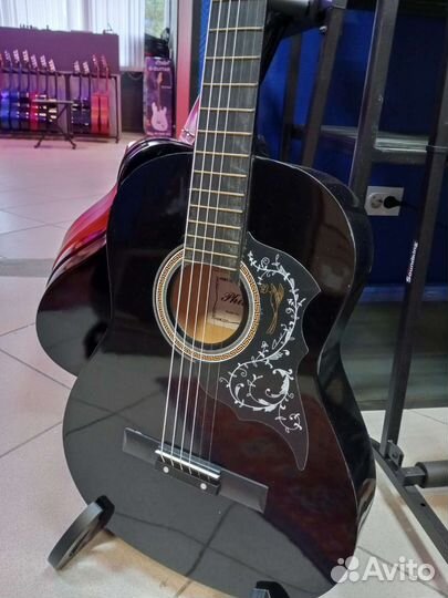 Акустическая гитара