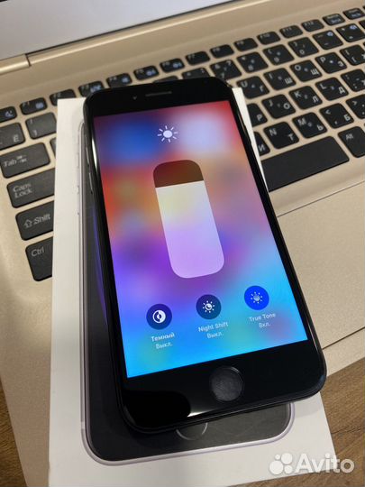 iPhone SE (2020), 128 ГБ