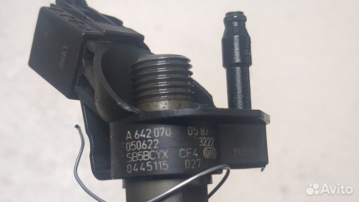 Форсунка топливная Mercedes E W211, 2005