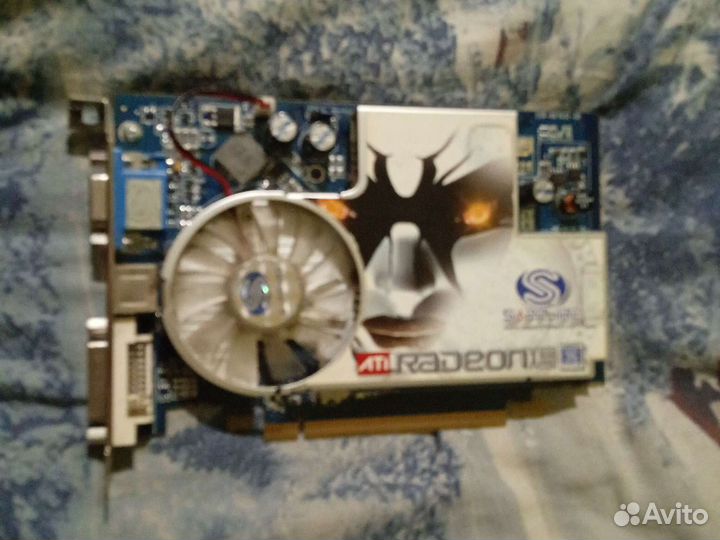 Видеокарта Radeon x1600 pro 256 mb