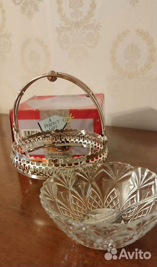 Вазочка посеребренная с ложкой производства Англия