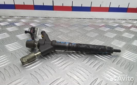 Форсунка дизельная lexus IS 2 (XE20) (OEA25AL04)