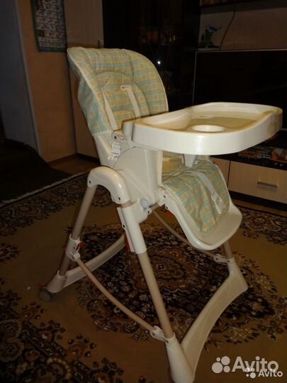 Стульчик для кормления