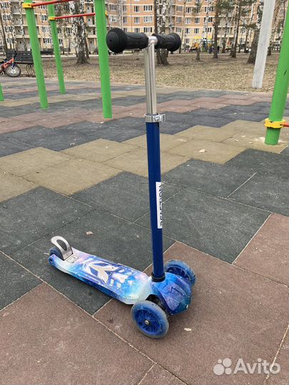 Самокат Reaction Mic трехколесный детский до 50 кг