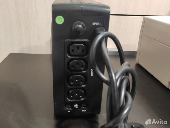 Источник бесперебойного питания ippon