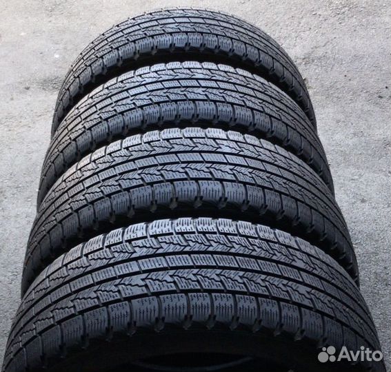 Nexen Winguard Ice 3 215/55 R17