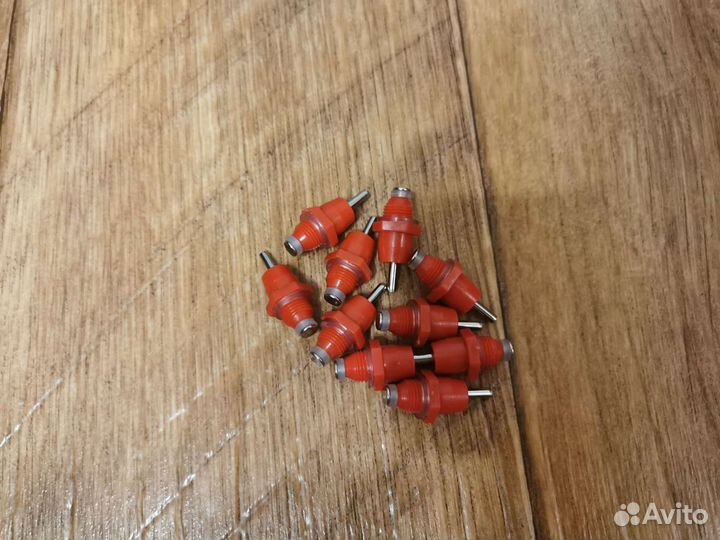 Нипельные поилки куры, цыплята, кролики