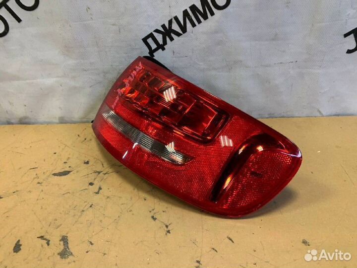 Фонарь правый audi A4 B8 LED Универсал