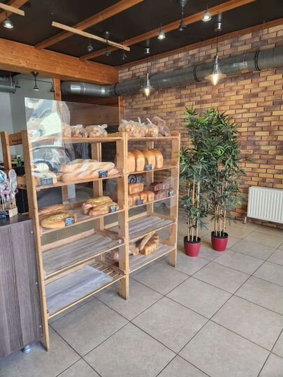 Торговая площадь, 65 м²