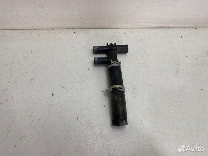 Тройник системы охлаждения Toyota Camry V70/V75