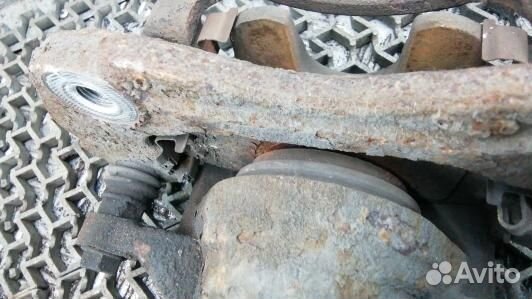 Суппорт тормозной передний левый KIA CEE'D 1 (SUK1