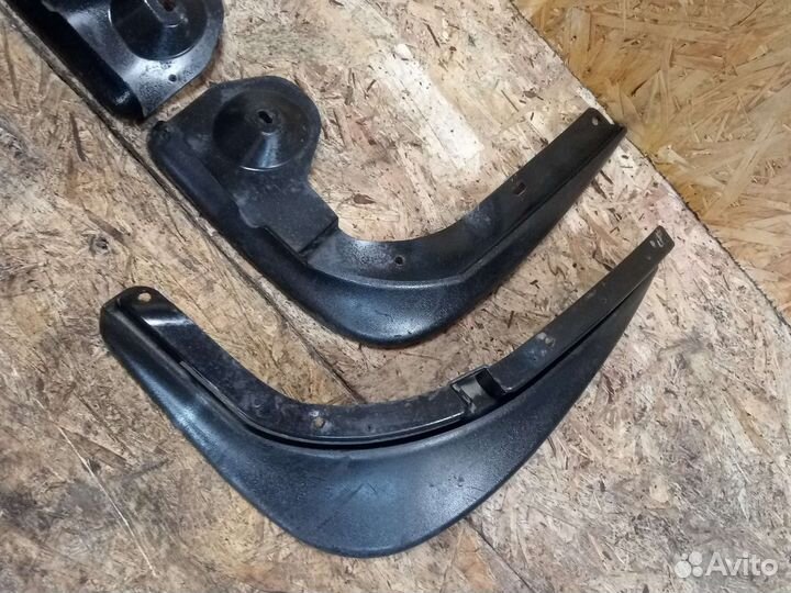 Брызговик задний Skoda Octavia A5