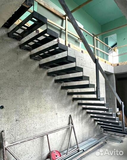 Лестница металлическая