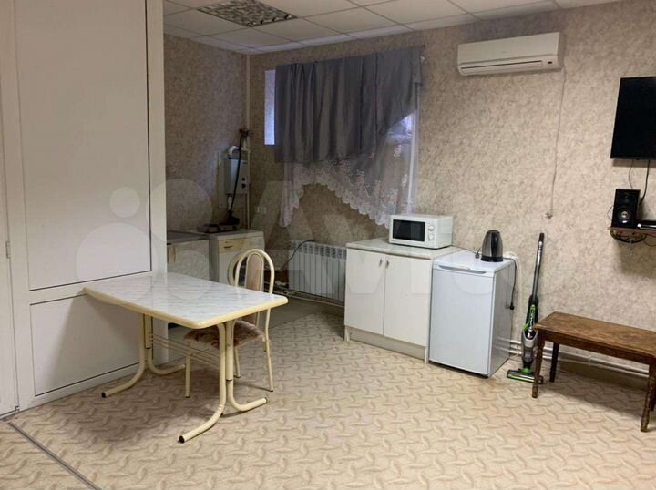 1-к. квартира, 50 м², 1/9 эт.