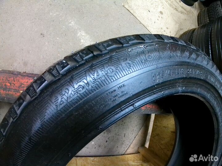 Gislaved Nord Frost 200 225/45 R18