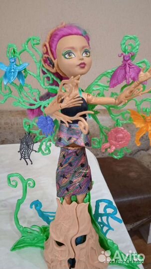 Кукла Триза дерево Торнвиллоу Монстр Хай