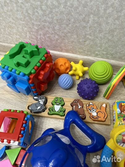 Развивающие игрушки пакетом