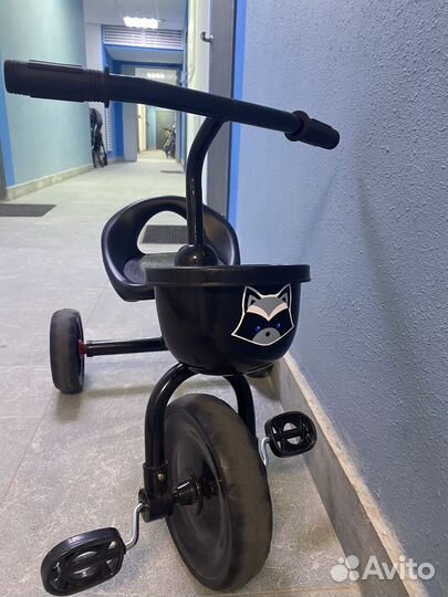 Детский трехколесный велосипед