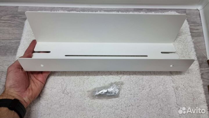 Металлическая полка для ванной, белая