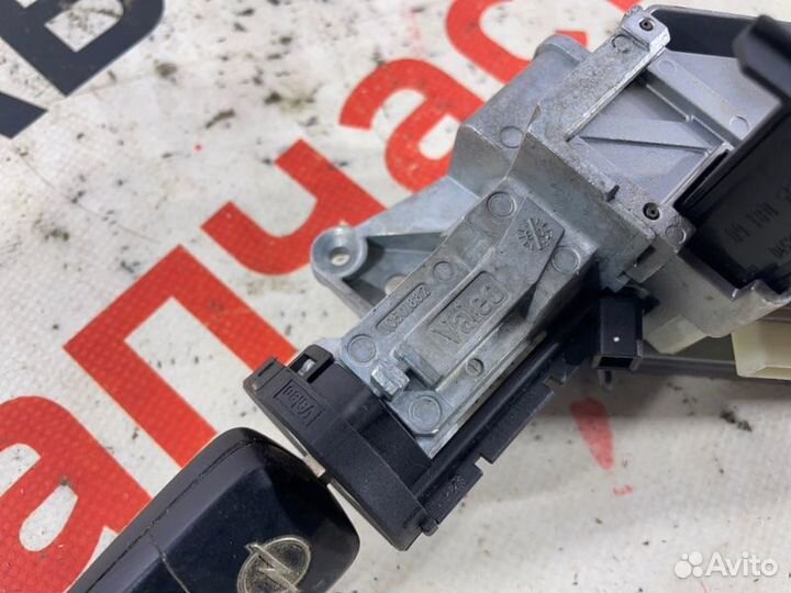 Замок зажигания Opel Astra H седан 1.8 Z18XER