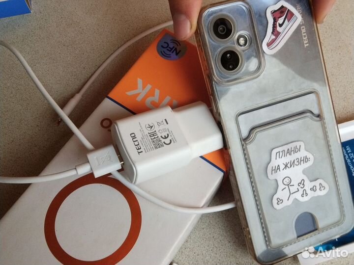 TECNO Spark 9 Pro, 4/128 ГБ