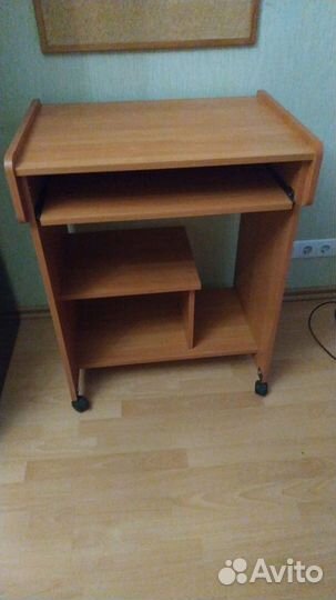 Компьютерный стол