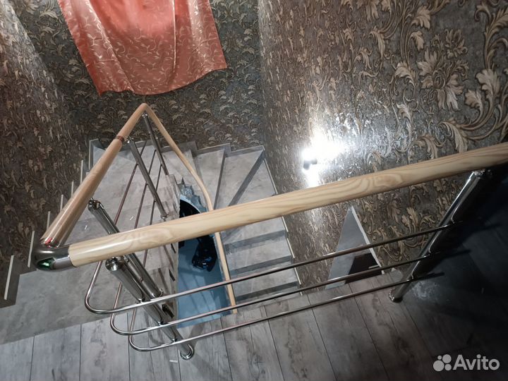 Перила и поручни в ключ