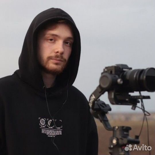 Видеомонтажёр