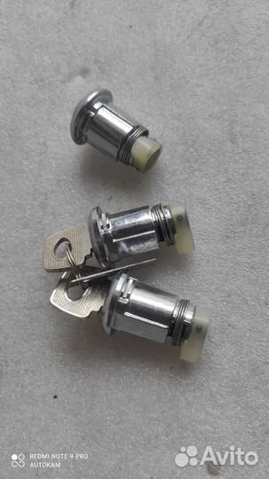 Личинки дверей Лада Приора