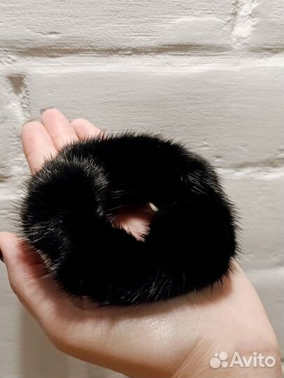 Резинка норковая для волос