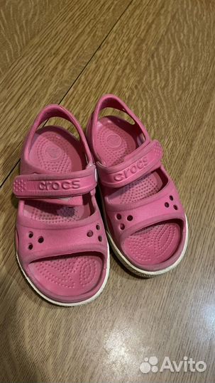 Босоножки Crocs