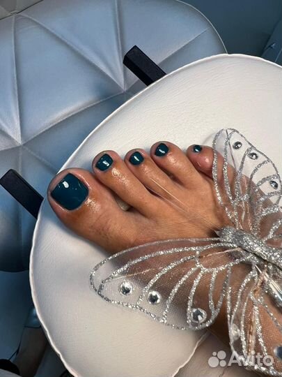 Мастер маникюра и педикюра