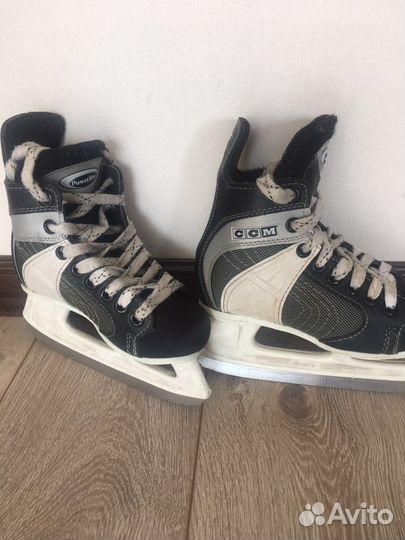 Коньки хоккейные детские