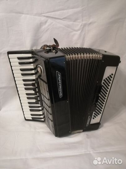 Аккордеон Weltmeister Stella 3/4