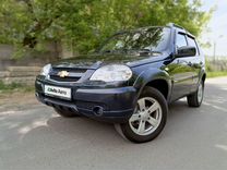 Chevrolet Niva 1.7 MT, 2014, 120 300 км, с пробегом, цена 770 000 руб.