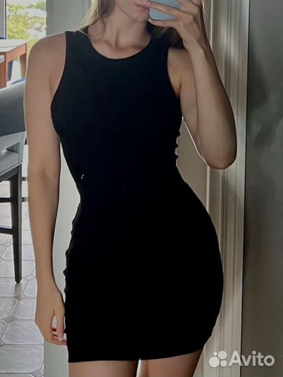 Черное платье Bershka мини