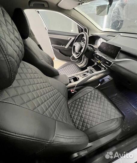 Чехлы на Geely Coolray