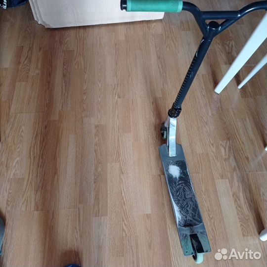 Самокат трюковой