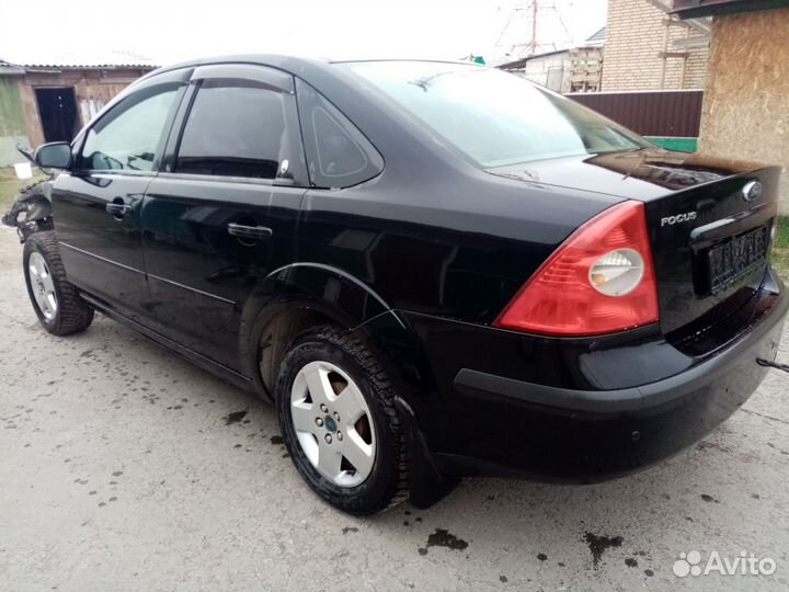 Крыло заднее левое на ford focus 2 седан